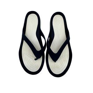 Crocs Womens Kadee II Flip Flop Sandals Size 8W Black White Comfort Summer Beach
